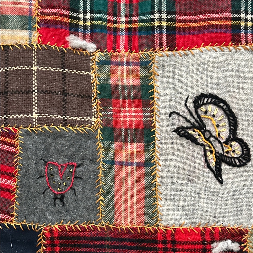 Tartan & Plaid handmade “family story”Patchwork Quilt with Plaid and Embroidery - Picture 8 of 15